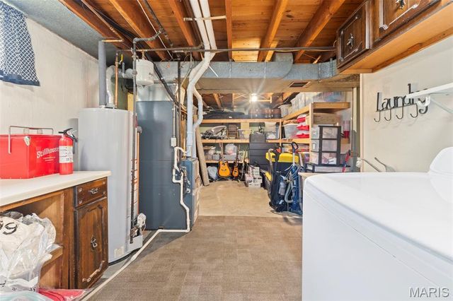9401 Sophine Lane, St Louis, MO 63123