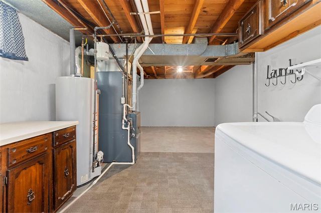 9401 Sophine Lane, St Louis, MO 63123