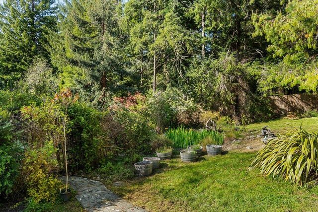 109 Red Rock Lane, Fieldbrook, CA 95519