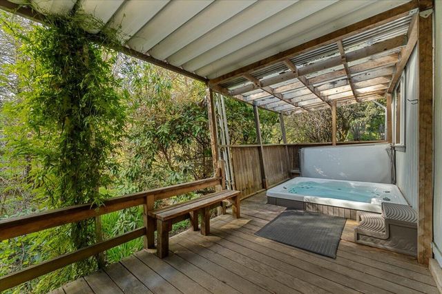 109 Red Rock Lane, Fieldbrook, CA 95519