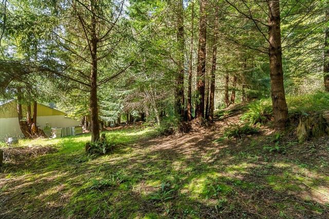 109 Red Rock Lane, Fieldbrook, CA 95519