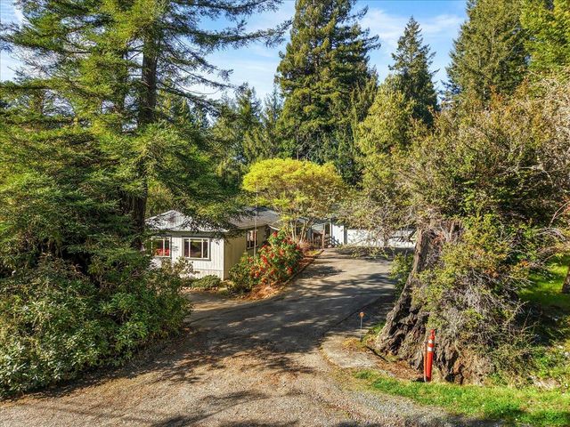 109 Red Rock Lane, Fieldbrook, CA 95519