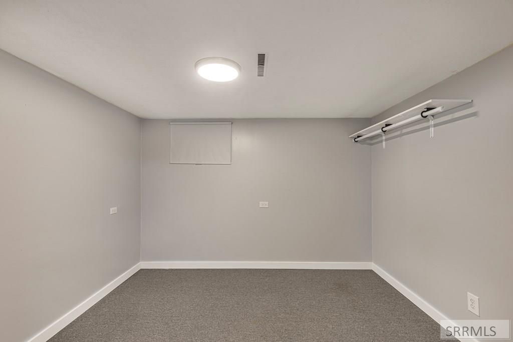 Image 18 of property listing at 326 Arthur Street, American Falls, ID 83211