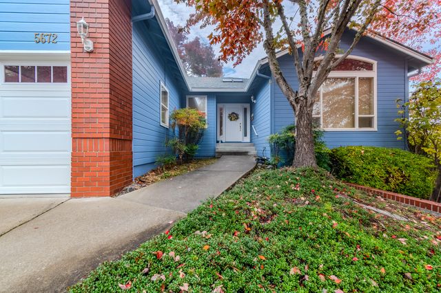 5672 Cherry Lane, Medford, OR 97504