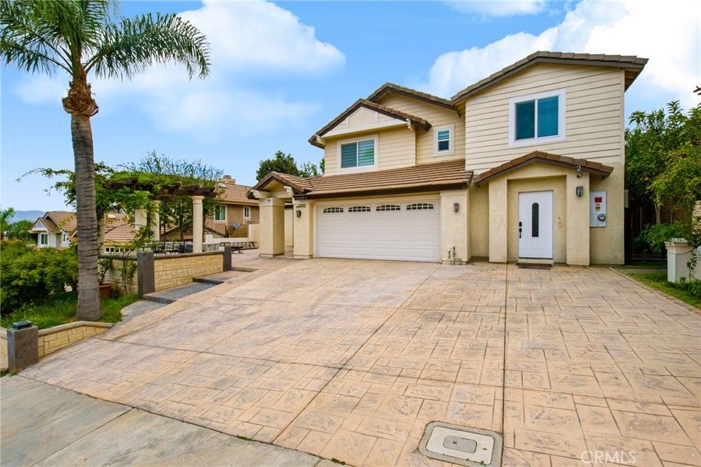 12043 Redwood, Fontana, CA 92337 — photo 2
