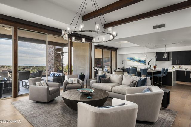 9795 E FORGOTTEN HILLS Drive, Scottsdale, AZ 85262