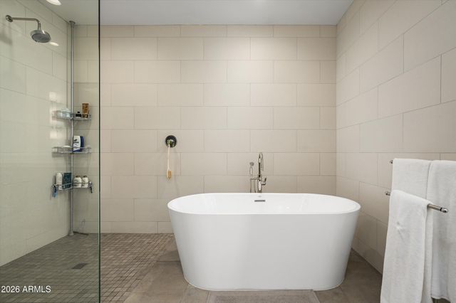 9795 E FORGOTTEN HILLS Drive, Scottsdale, AZ 85262