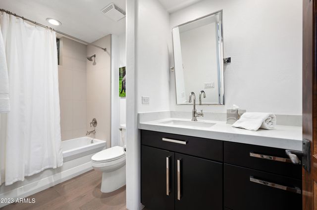 9795 E FORGOTTEN HILLS Drive, Scottsdale, AZ 85262