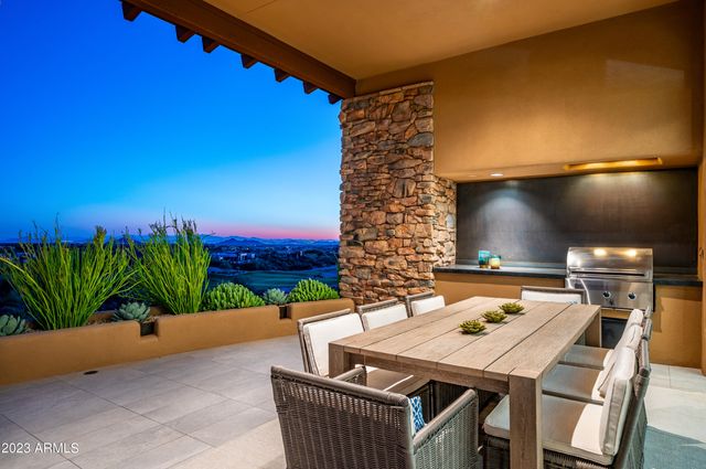 9795 E FORGOTTEN HILLS Drive, Scottsdale, AZ 85262