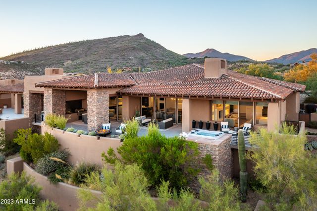 9795 E FORGOTTEN HILLS Drive, Scottsdale, AZ 85262