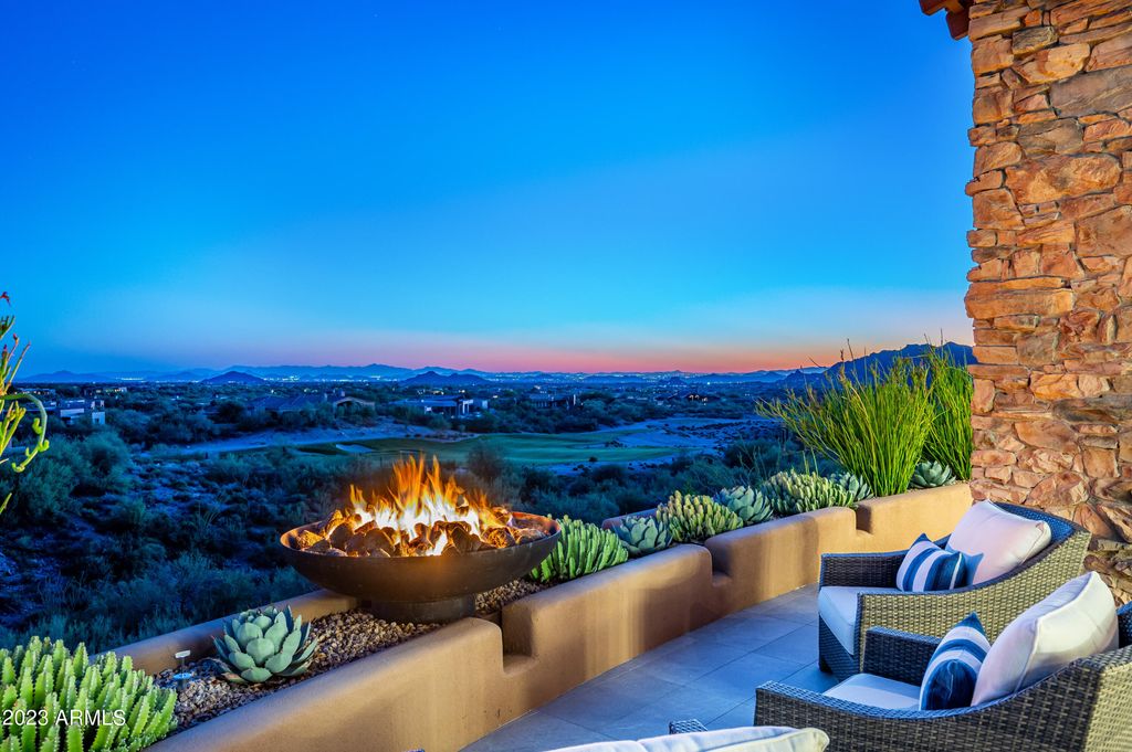 9795 E FORGOTTEN HILLS Drive, Scottsdale, AZ 85262