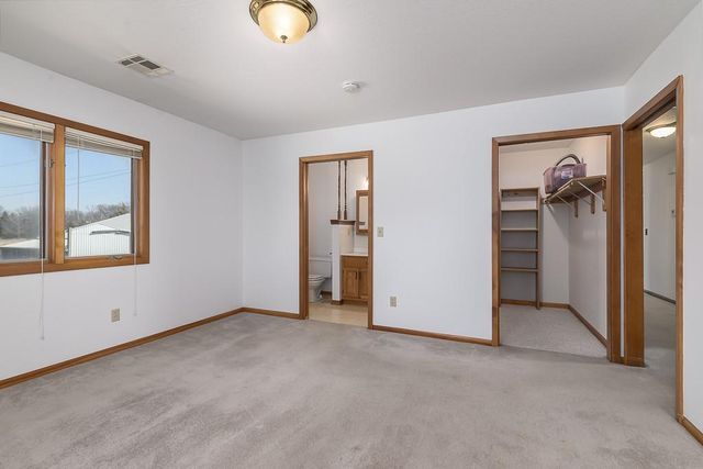 18846 182nd Street, Tonganoxie, KS 66086