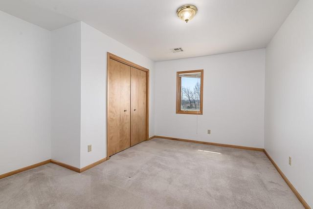 18846 182nd Street, Tonganoxie, KS 66086