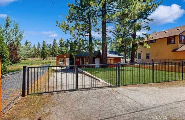 665 Metcalf, Big Bear Lake, CA 92315