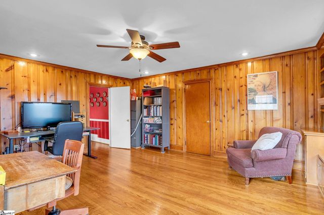 303 North Avenue, Greer, SC 29650