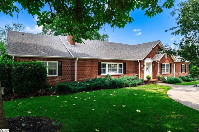 303 North Avenue, Greer, SC 29650