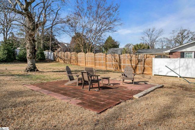 303 North Avenue, Greer, SC 29650