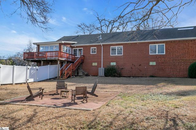 303 North Avenue, Greer, SC 29650