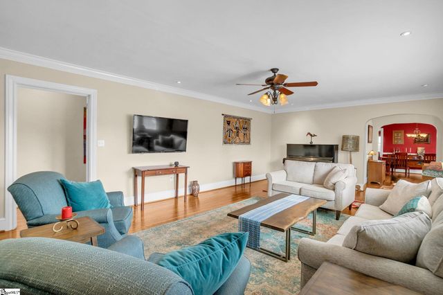 303 North Avenue, Greer, SC 29650