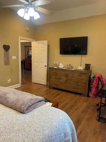 215 Ridgeview Drive, Carriere, MS 39426