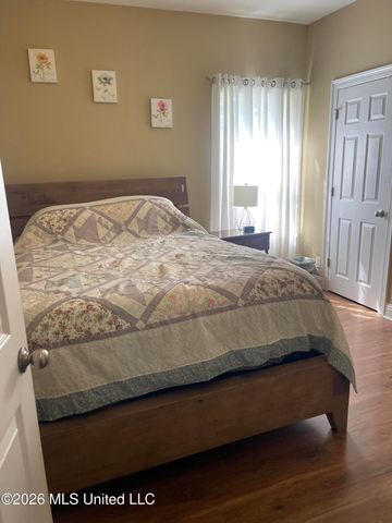 215 Ridgeview Drive, Carriere, MS 39426