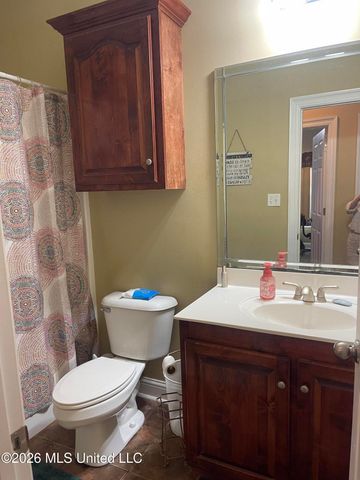 215 Ridgeview Drive, Carriere, MS 39426