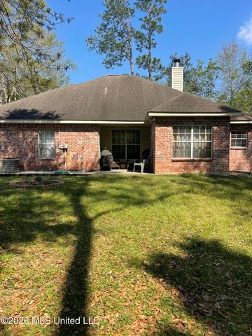 215 Ridgeview Drive, Carriere, MS 39426