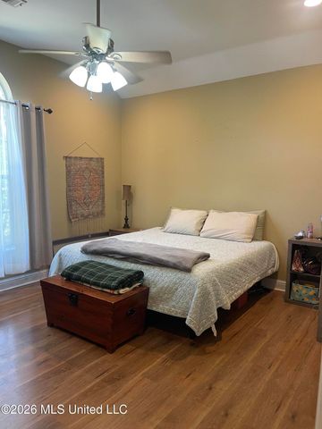 215 Ridgeview Drive, Carriere, MS 39426