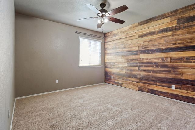 231 Druse LN, Jarrell, TX 76537