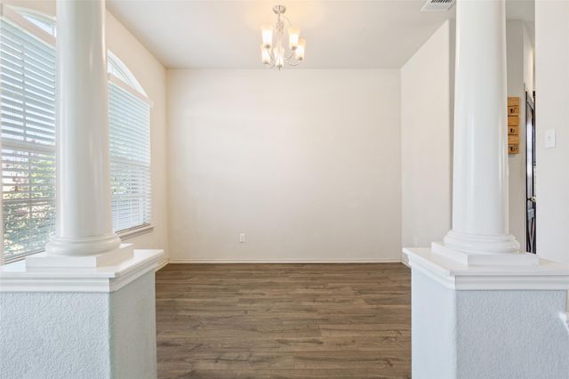 231 Druse LN, Jarrell, TX 76537