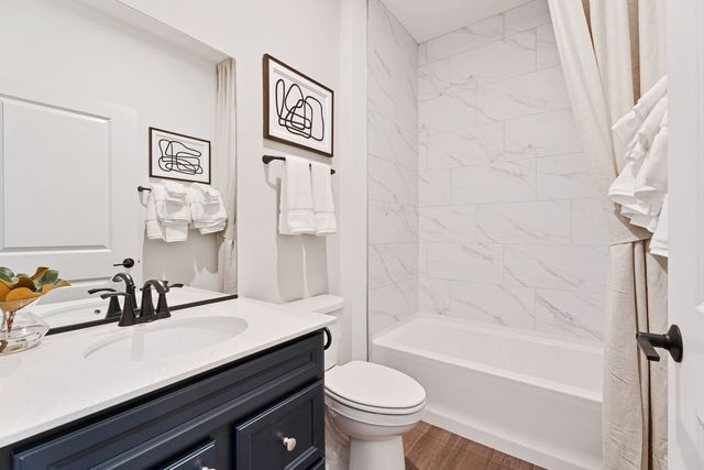 6242 Links Drive 05002, Woodridge, IL 60517