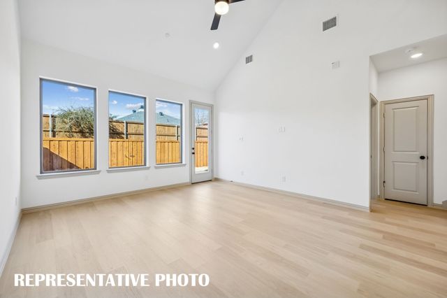 3552 Pierce Lane, Grand Prairie, TX 75052