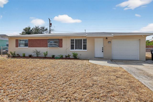 828 WHITE COURT, Daytona Beach, FL 32117