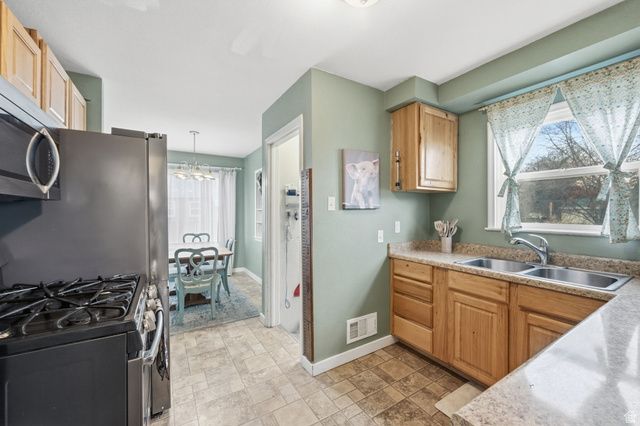 735 W 800 N, Provo, UT 84601