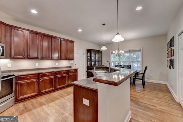 49 Flintstone Road, Jefferson, GA 30549