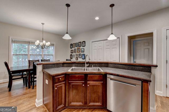 49 Flintstone Road, Jefferson, GA 30549