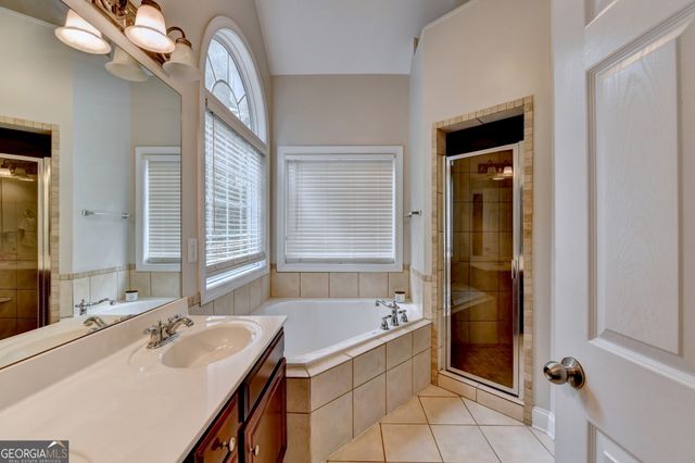 49 Flintstone Road, Jefferson, GA 30549