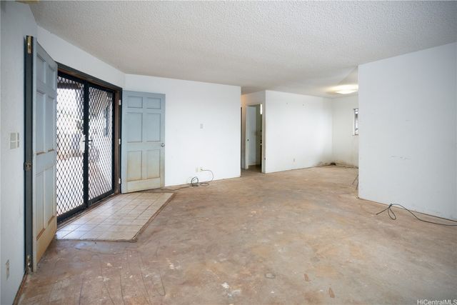 94-469 Alapine Street, Waipahu, HI 96797