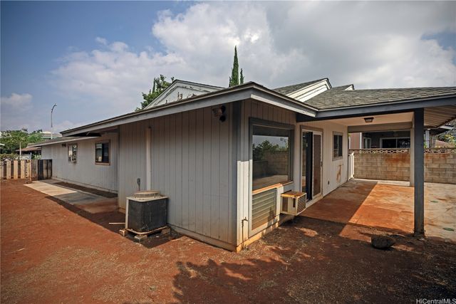 94-469 Alapine Street, Waipahu, HI 96797
