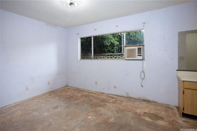 94-469 Alapine Street, Waipahu, HI 96797