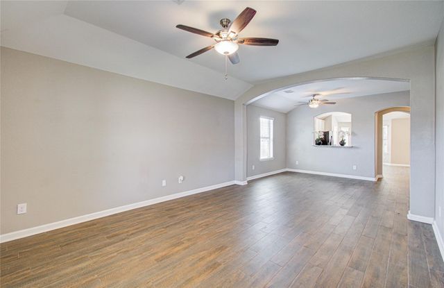 114 Paleos Flint Drive, La Marque, TX 77568