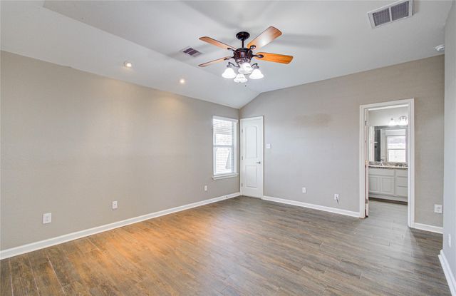 114 Paleos Flint Drive, La Marque, TX 77568