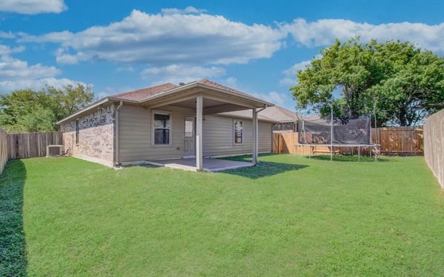 114 Paleos Flint Drive, La Marque, TX 77568