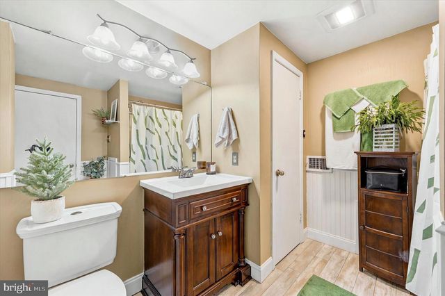 316 E THOMSON AVE, Springfield, PA 19064