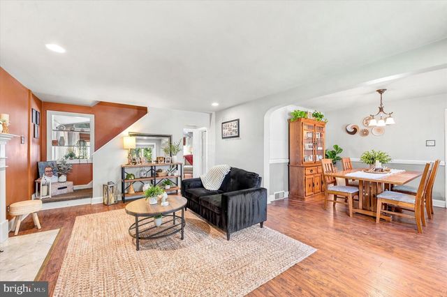 316 E THOMSON AVE, Springfield, PA 19064