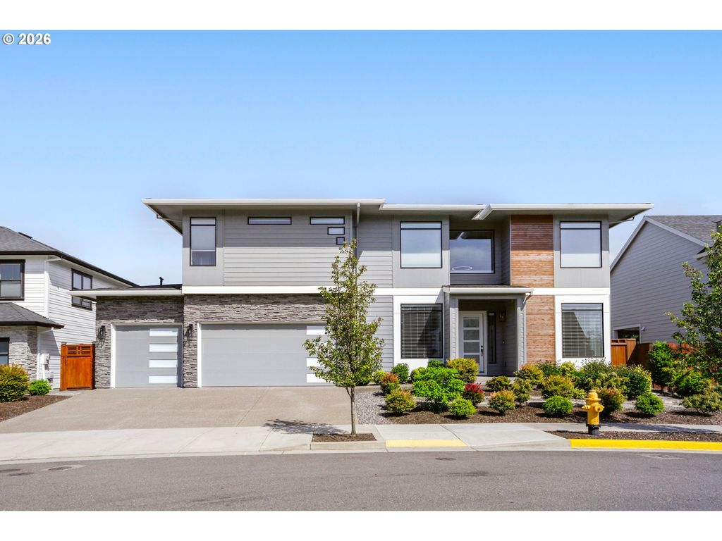 8940 Se SPYGLASS Dr, Happy Valley, OR 97086