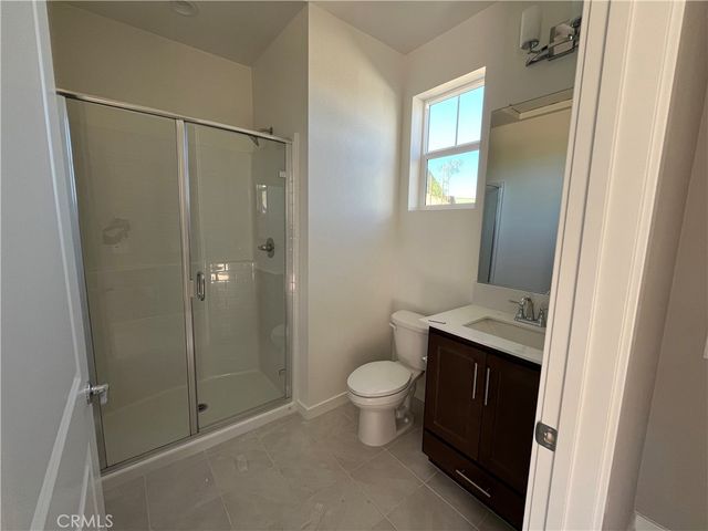 17209 Harpers Ferry, Hesperia, CA 92345