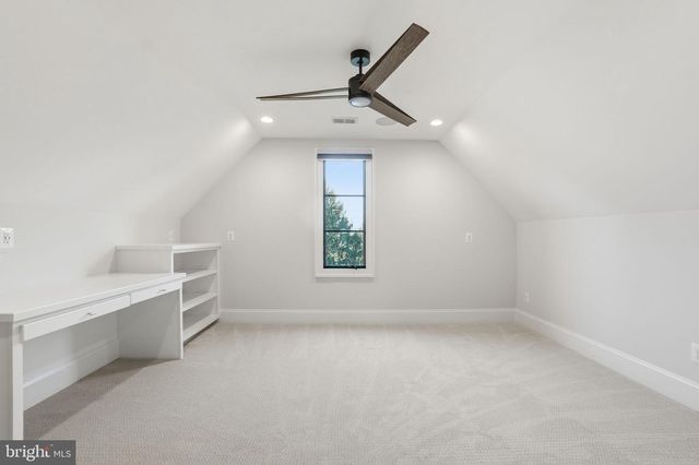 2812 24TH ST N, Arlington, VA 22207