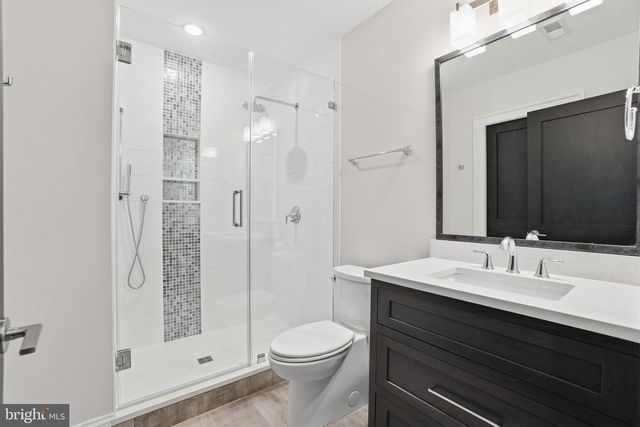 2812 24TH ST N, Arlington, VA 22207