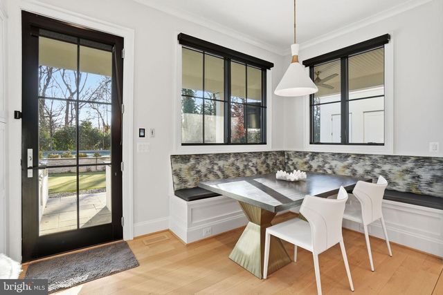 2812 24TH ST N, Arlington, VA 22207